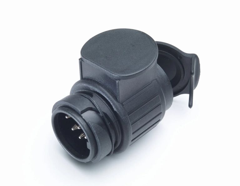 13 Pin Socket To 7 Pin Plug Adaptor